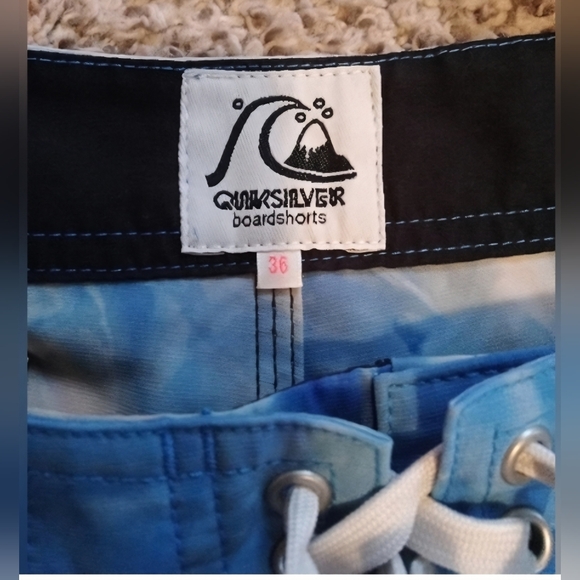 Men's Hurley And Quick Silver Board Shorts - Picture 10 of 10